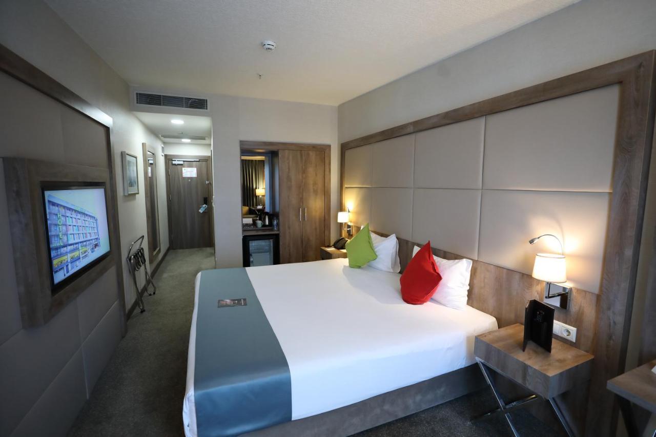 Hotel Ibis Styles Bomonti 4*