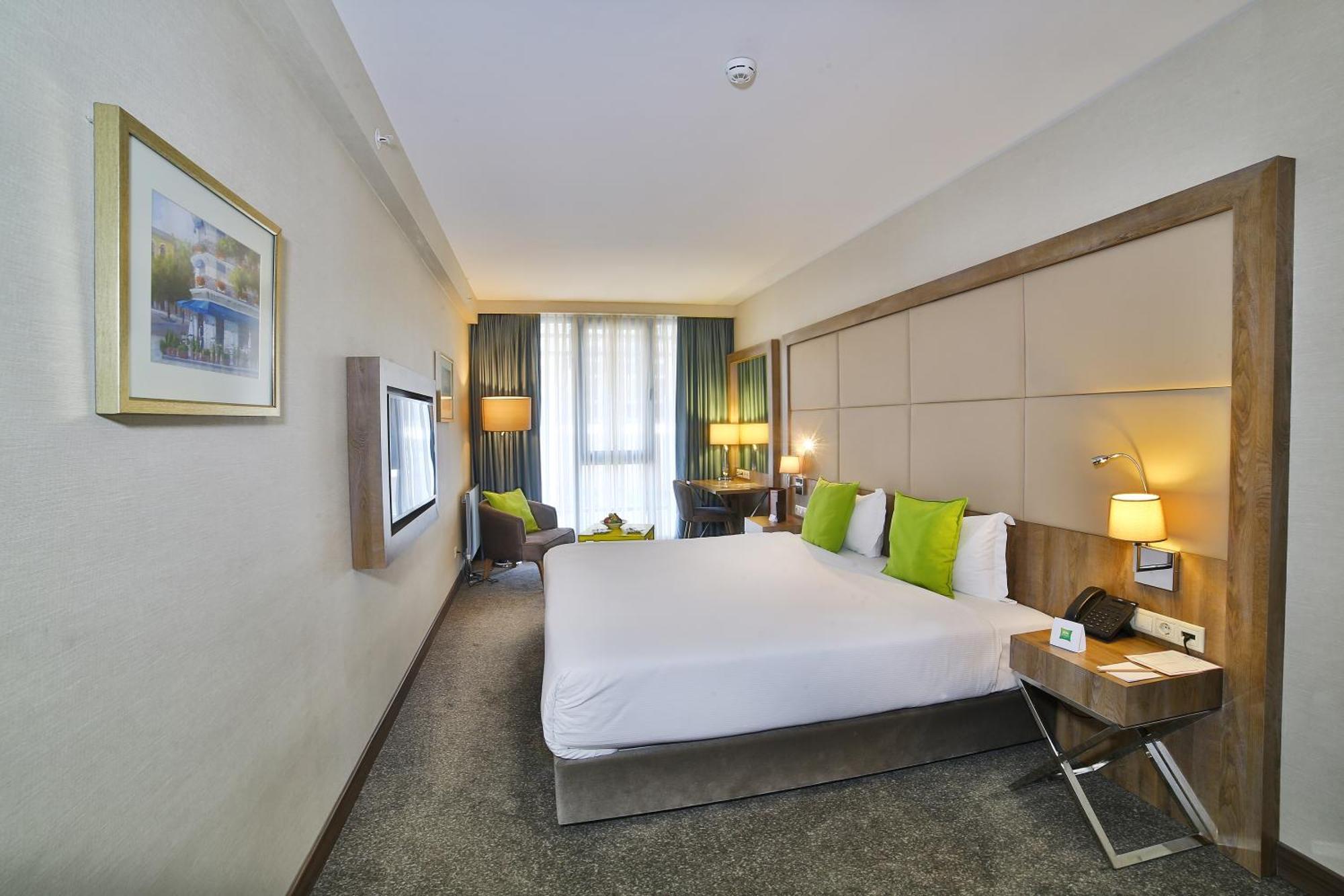 Ibis Styles Bomonti Hotel 4*